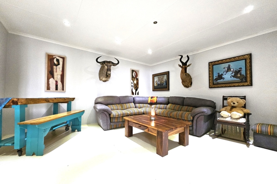 2 Bedroom Property for Sale in Wavecrest Eastern Cape